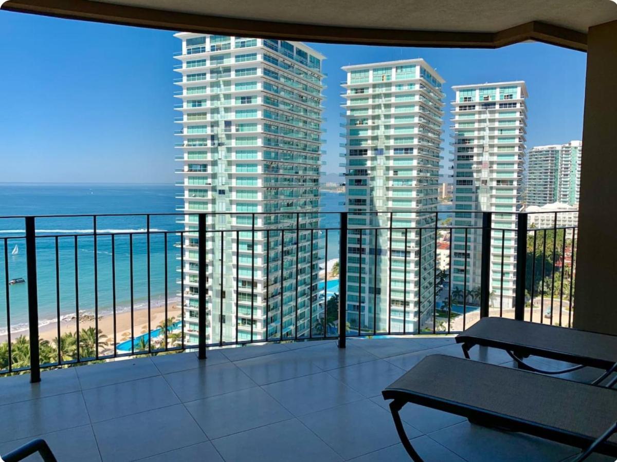 Apartamentos Grand Venetian Puerto Vallarta Exterior foto