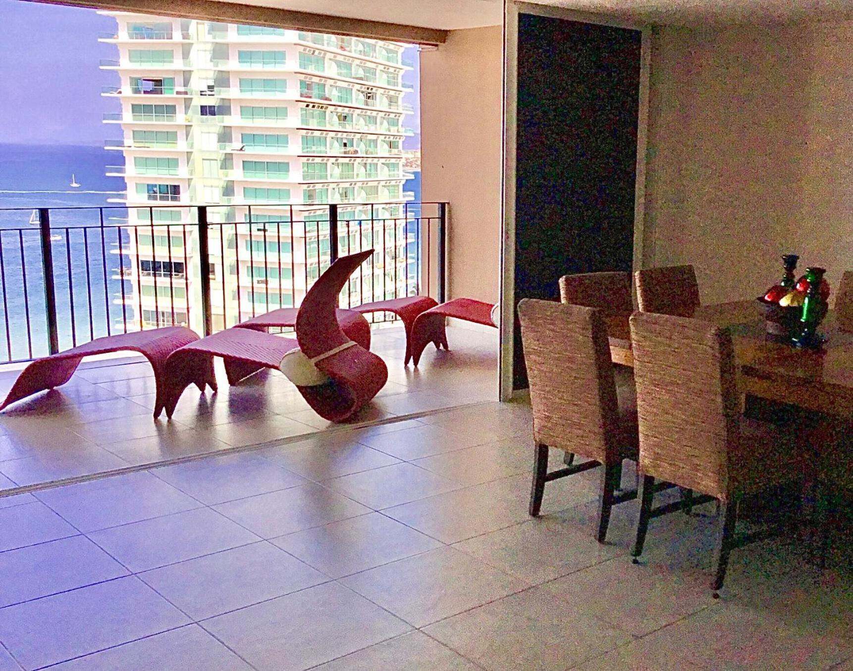 Apartamentos Grand Venetian Puerto Vallarta Habitación foto